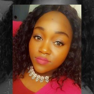 Meet your Posher, Carolyn